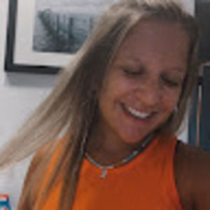 Meet your Posher, Kelli